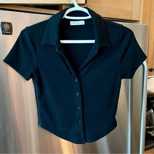 Black Short Sleeve Button-Up Crop Top